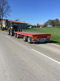 /assets/images/1/Ballast_Anh%C3%A4nger_meusburger_Fahrzeugbau_3_bis_5_Achsen_rot_zum_Transport_von_Kran_Ballast_hinten_rechts-dhdnt3vgv3nxj62.jpg